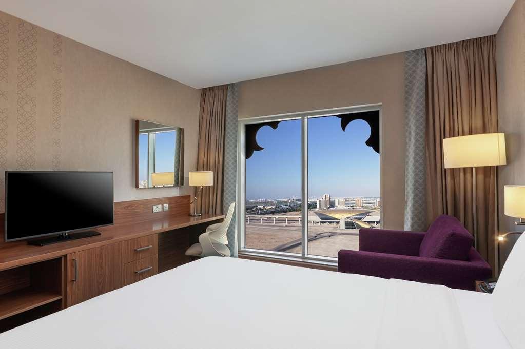 Doubletree By Hilton Dubai Al Jadaf Hotel Room photo